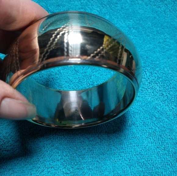 Gold Brass Etched Bangle Bracelet wide large mirror finish vintage - Picture 8 of 8